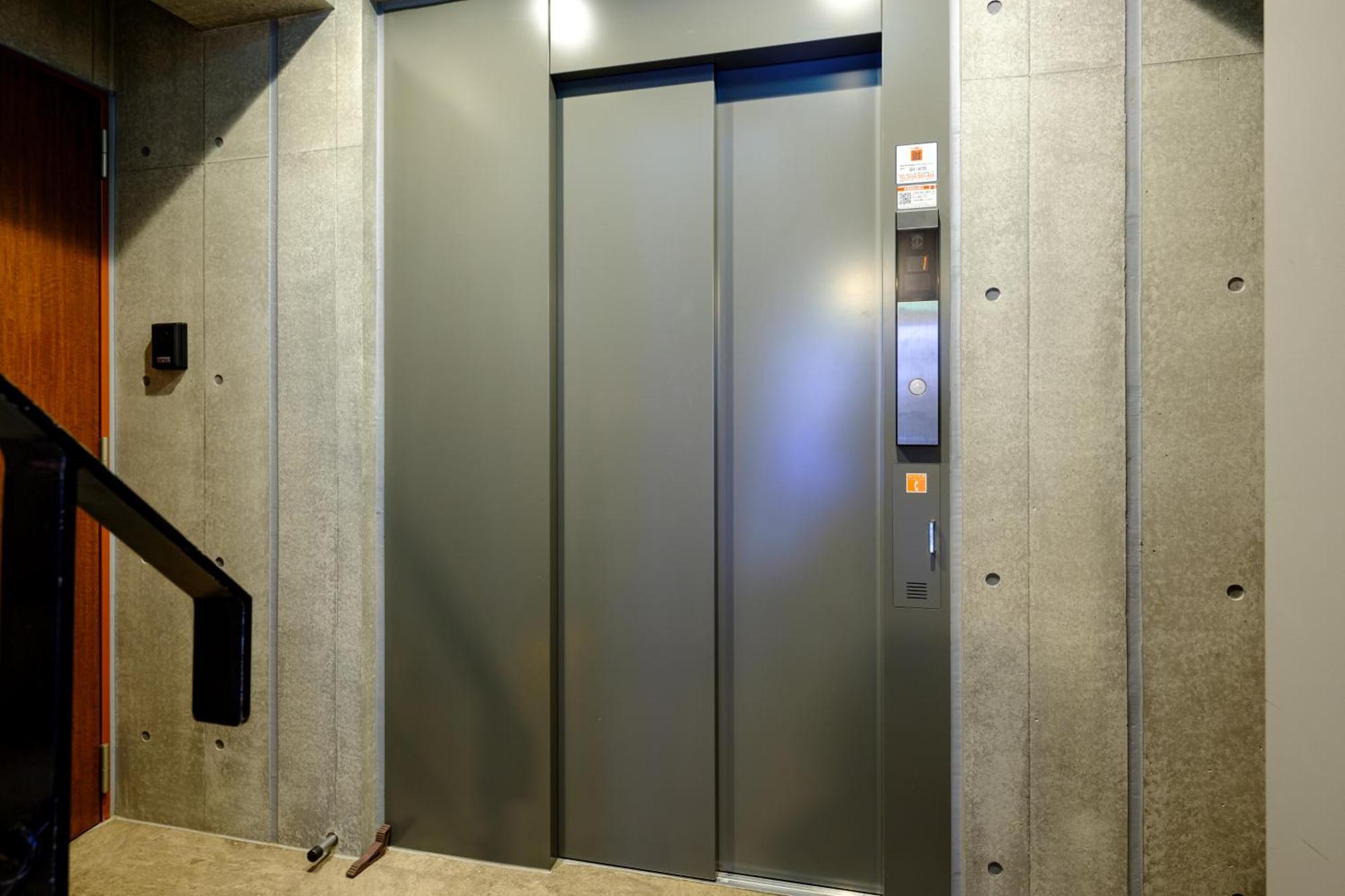 東京新橋579 Appartement *